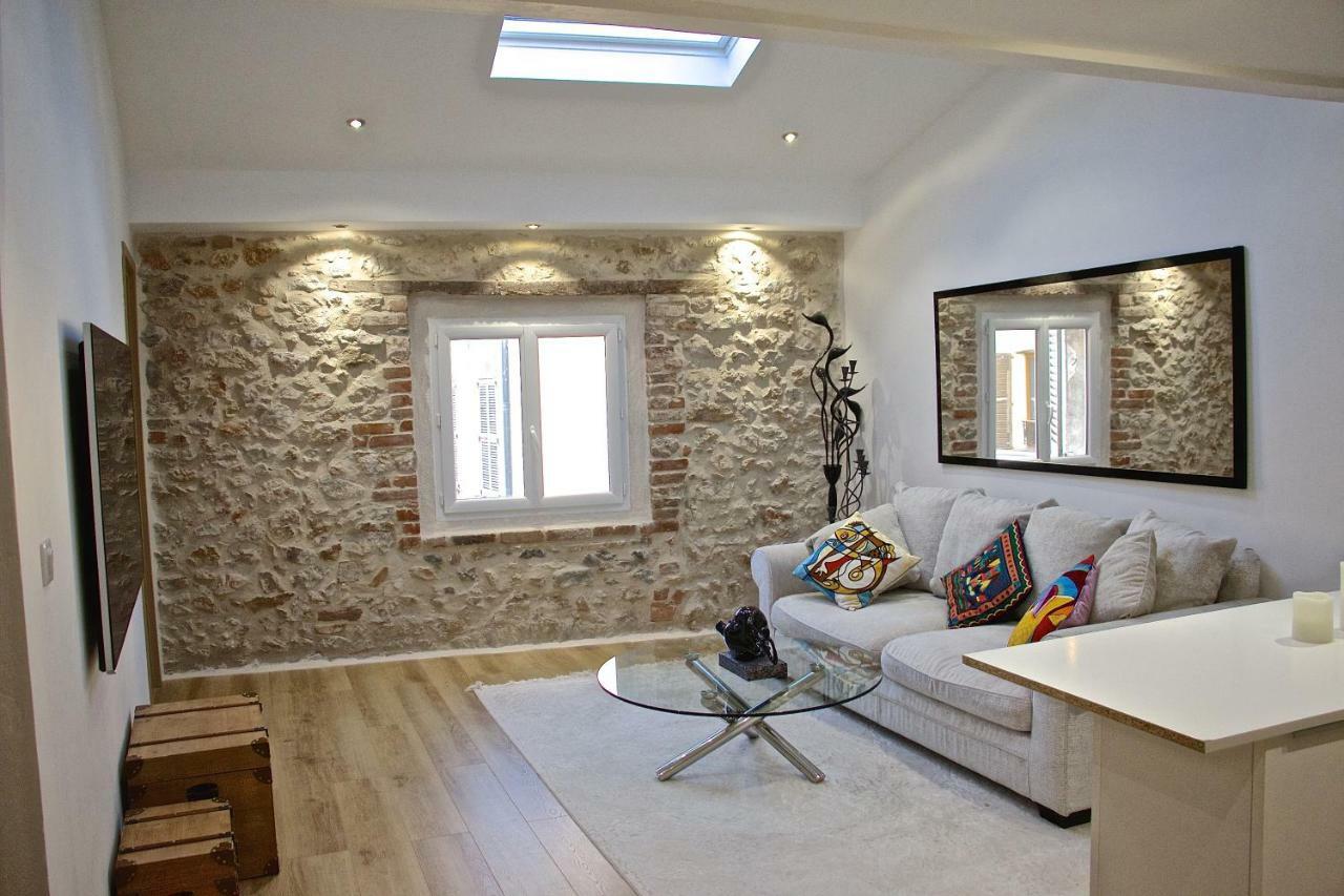 Duplex Fontaine - Appartement Duplex Coeur Vieil Antibes Old City Marche Provencal エクステリア 写真